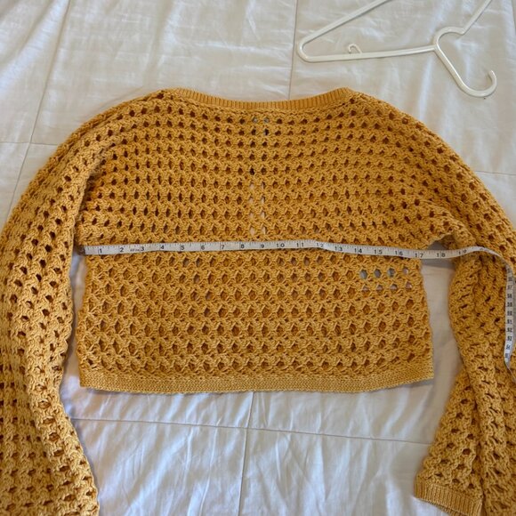 Banana Republic Cotton Crochet-Style Cropped Sweater - Picture 6 of 10